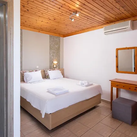 Archodissa Pansion Hotel *